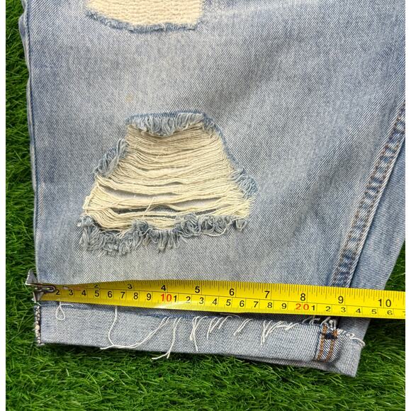 Levi’s 517 Men’s Denim Cutoff Shorts W36 Distressed Light Wash Blue Jean Vintage - Picture 4 of 8